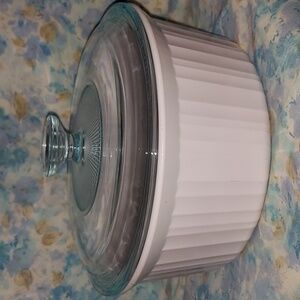 2.5L Corningware casserole dish, GUC